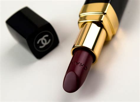 temptalia chanel rouge lipstick.